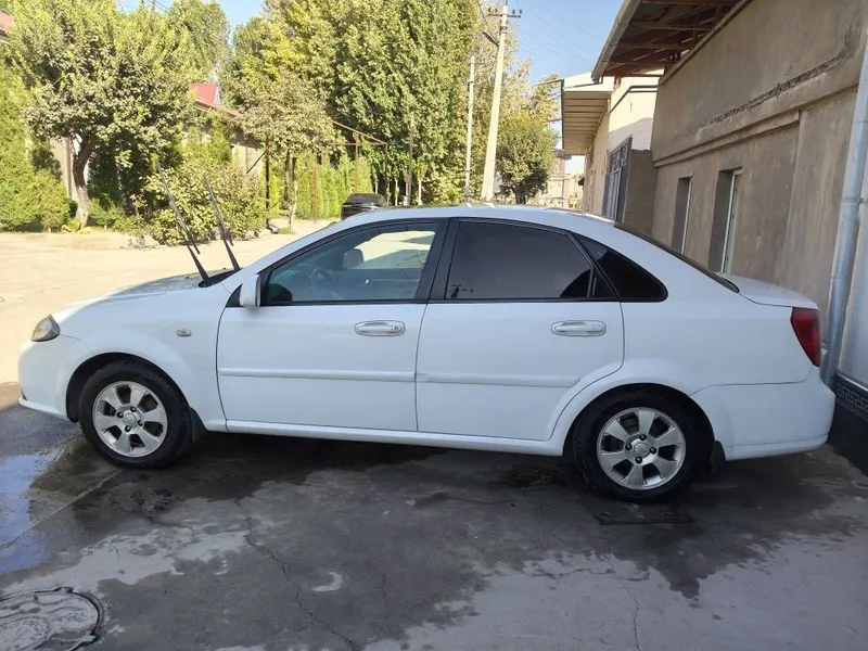 Lasetti 1.6 avtomat 4 Lasetti 1.6 avtomat 4