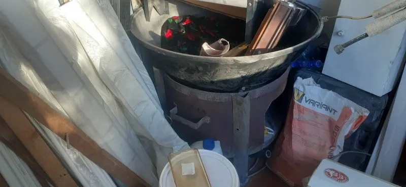Катта чугунли кадимий 3 Катта чугунли кадимий 3
