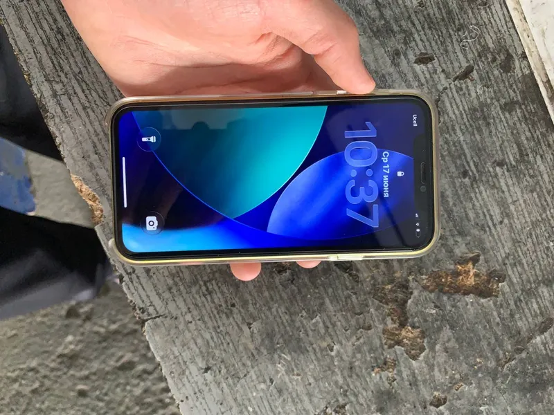 iPhone 11