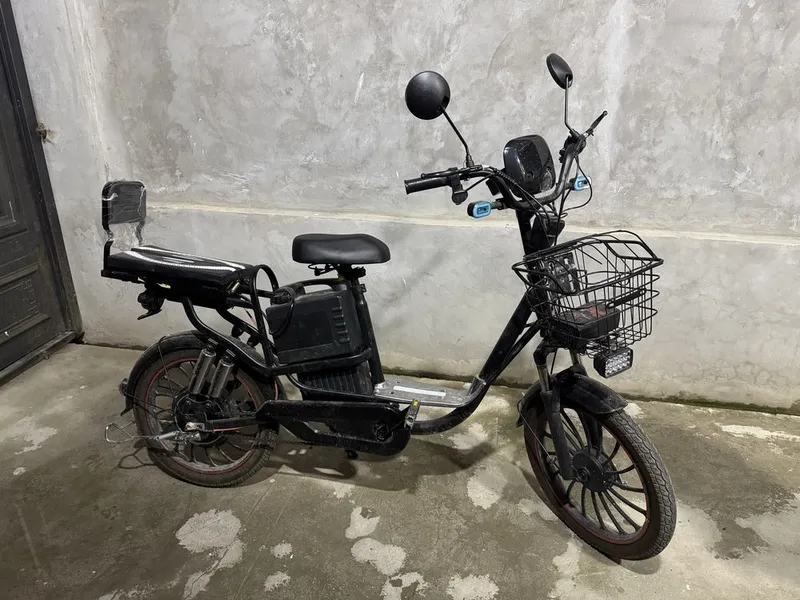 Elektrovelosiped, elektroskuter 1 Elektrovelosiped, elektroskuter 1