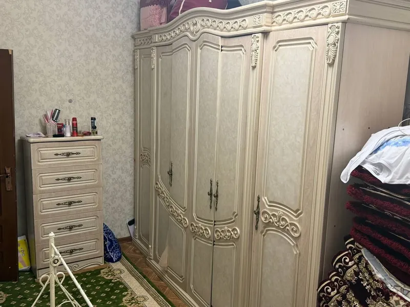 Продам спальни гарнитур 1 Продам спальни гарнитур 1
