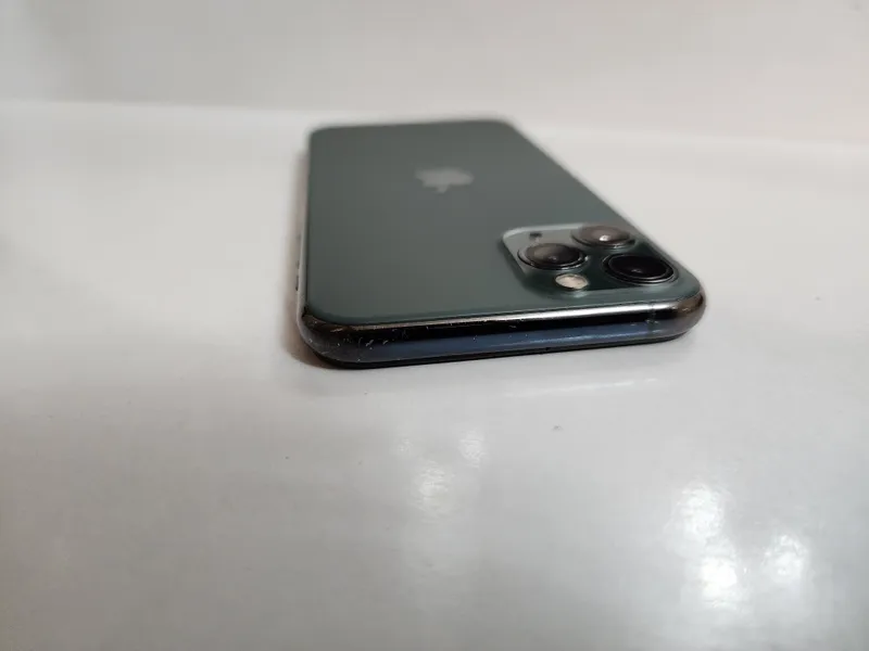 iphone 11 Pro J/A Might Grean 64GB 8