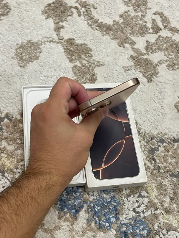 Iphone 16 Pro Max 5