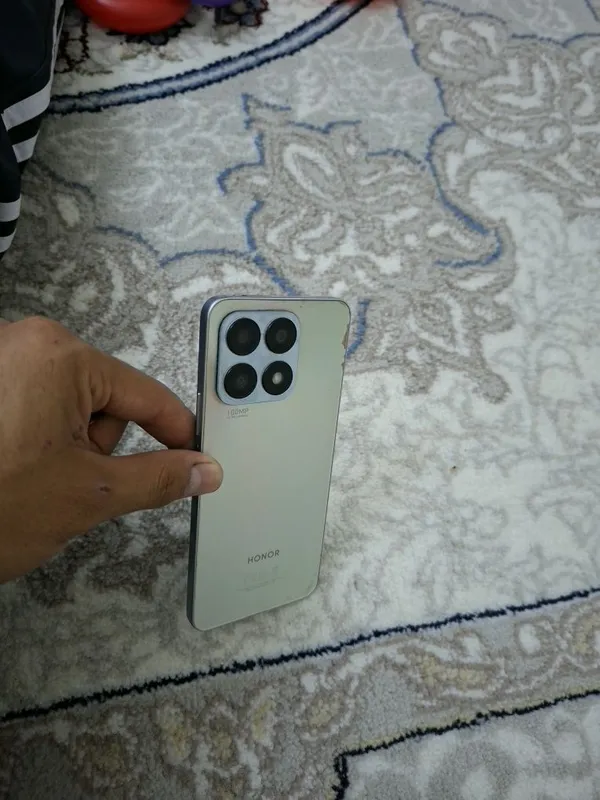Xonor x8a sotiladi 1 Xonor x8a sotiladi 1