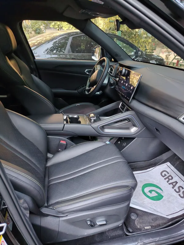 Авто BYD yuan up Ev 7 Авто BYD yuan up Ev 7