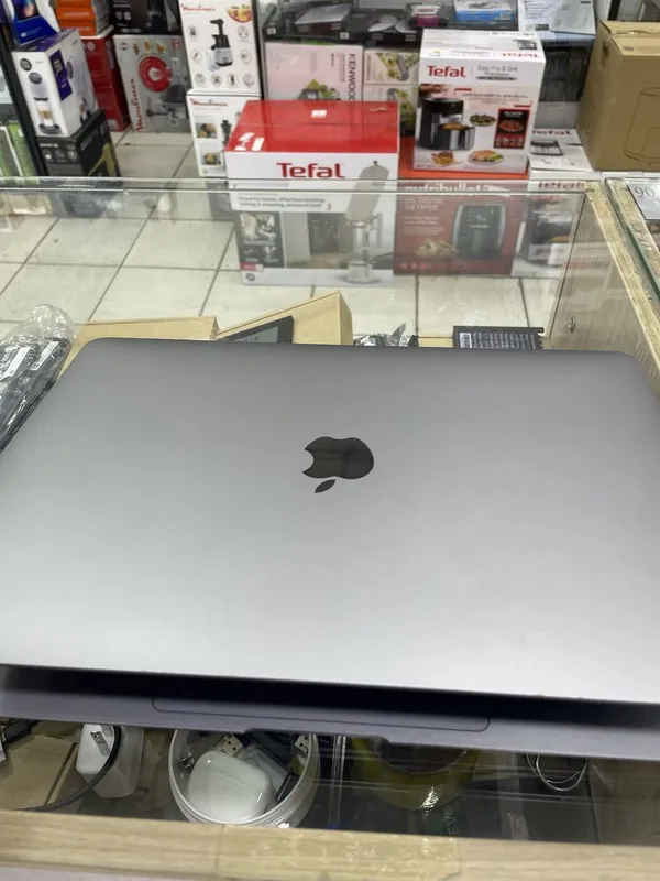 «Macbook M1 Air» — фото 1 «Macbook M1 Air» — фото 1