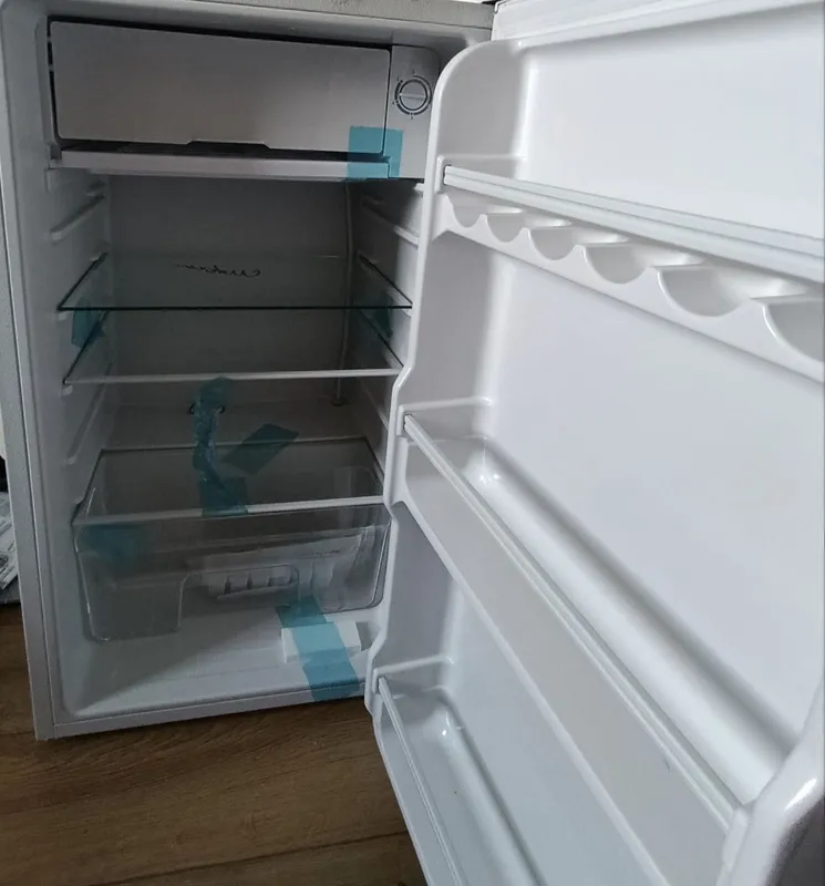 Холодильник новый — фото 1