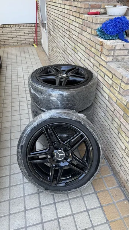 диска балон R18 amg оригинал 1 диска балон R18 amg оригинал 1