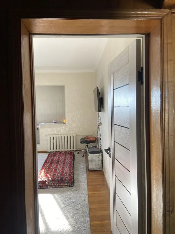 Sebzorda ajoyib narxda Honadon sotiladi 4 Sebzorda ajoyib narxda Honadon sotiladi 4