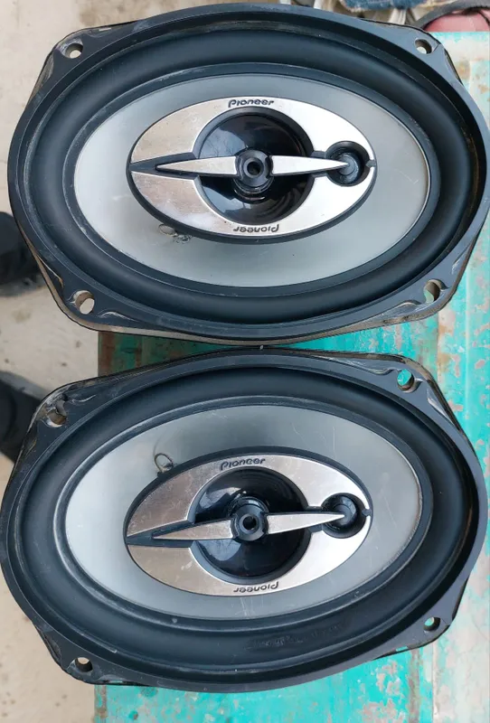 Pioneer kalonka sotiladi