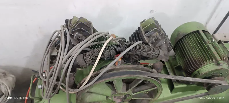 Kompressor 360/220 ideal holatda 4