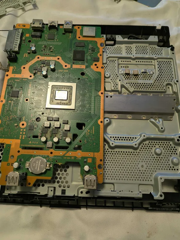 PlayStation 4, PlayStation 5 Pro - Чистка от пыли и замена термопасты! — фото 5