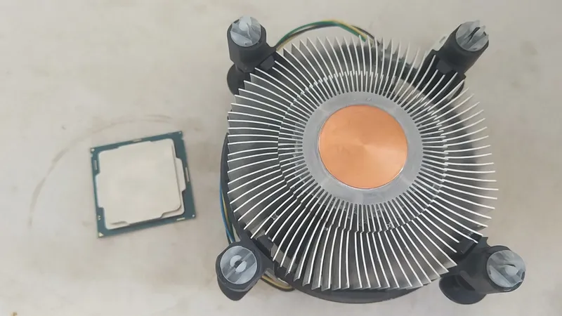 Процессор Intel Core i5-7500 (LGA1151)+кулер intel — фото 2