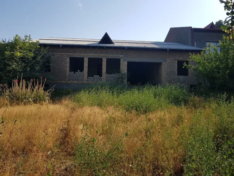 Xovli sotiladi karobka xolatida Zangi ota tumani