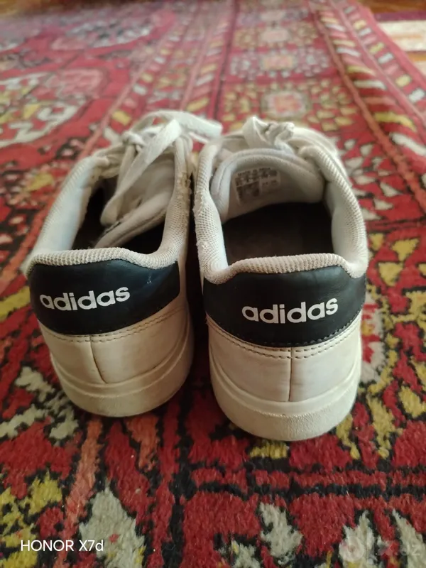 Мужская обувь Adidas, размер 37–38 3 Мужская обувь Adidas, размер 37–38 3