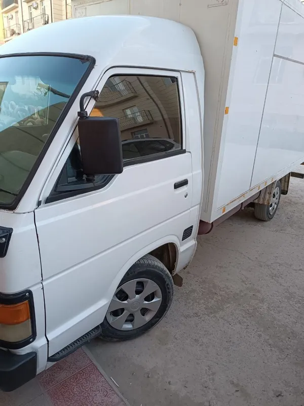 TAYOTA Hiace 1988y 1