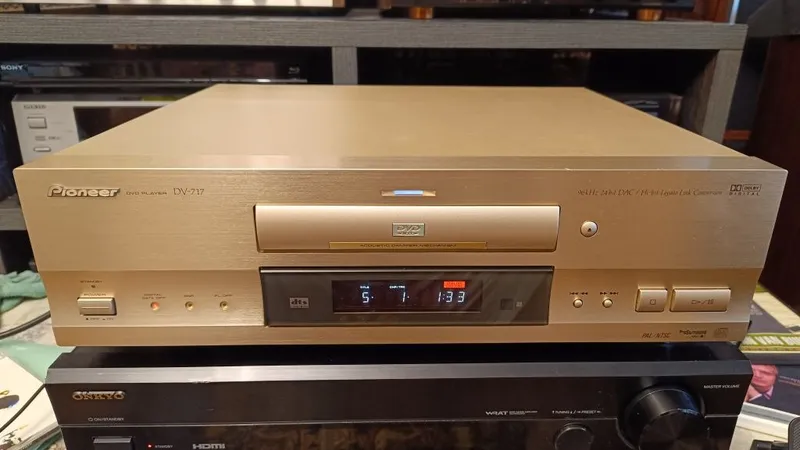 Проигрыватель DVD Pioneer DV-717 1