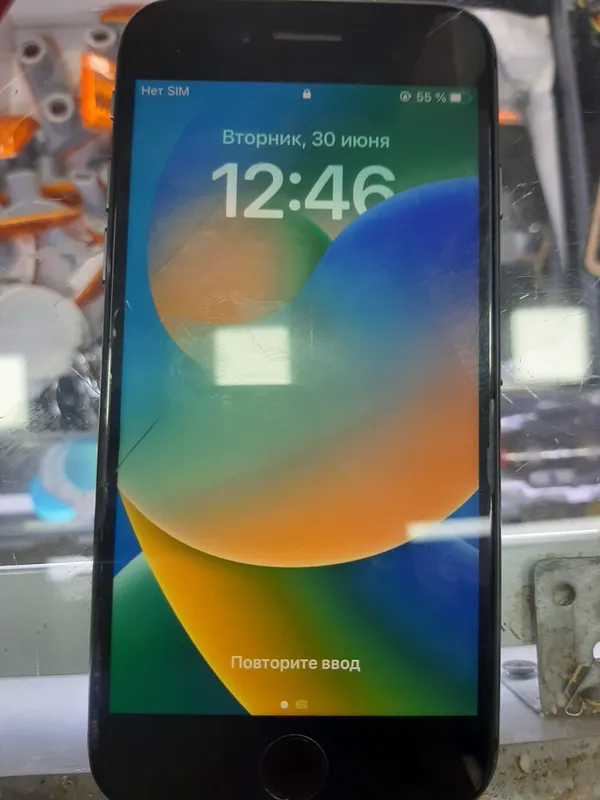Iphone 8 64gb BLACK SROCHNO 1