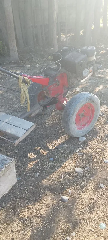 Matablok sotiladi 4 Matablok sotiladi 4