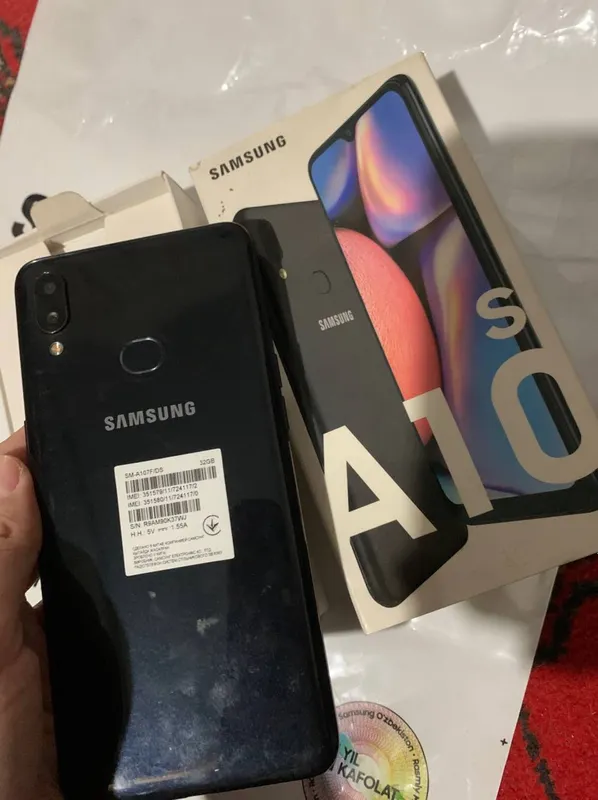 Telefon Samsung A10s 3 ta chexol qoshib beraman — фото 1