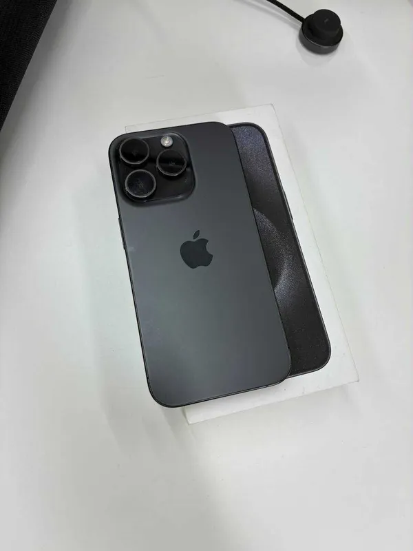 Продаётся iPhone 15 Pro, 256 GB, цвет Space Grey. 1