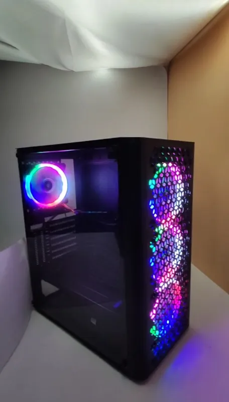 ZTTECH ZT33-A ATX Gaming корпус с 4x RGB кулерами 2 ZTTECH ZT33-A ATX Gaming корпус с 4x RGB кулерами 2