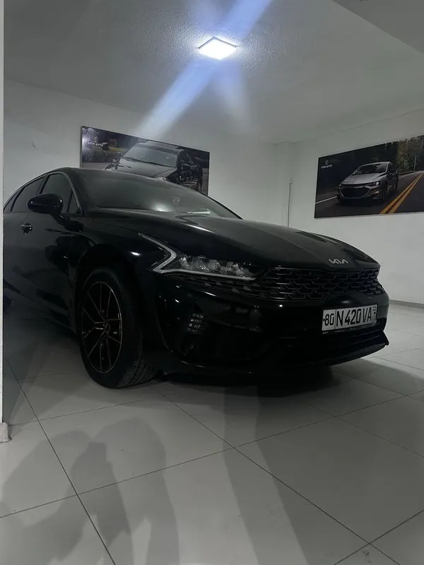 kia k5 sotiladii