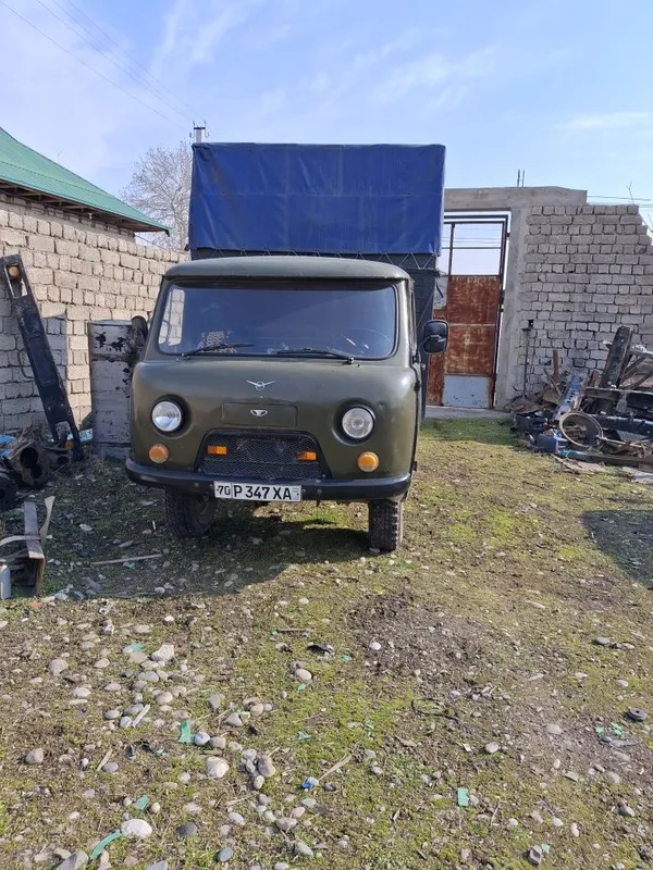 Уаз бортавой.3303 1