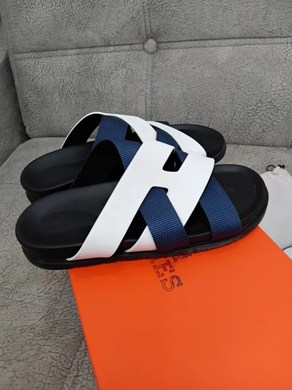Продам тапочки Hermes — фото 1
