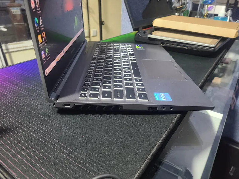 Machrevo Gaming noutbook sotiladi 7