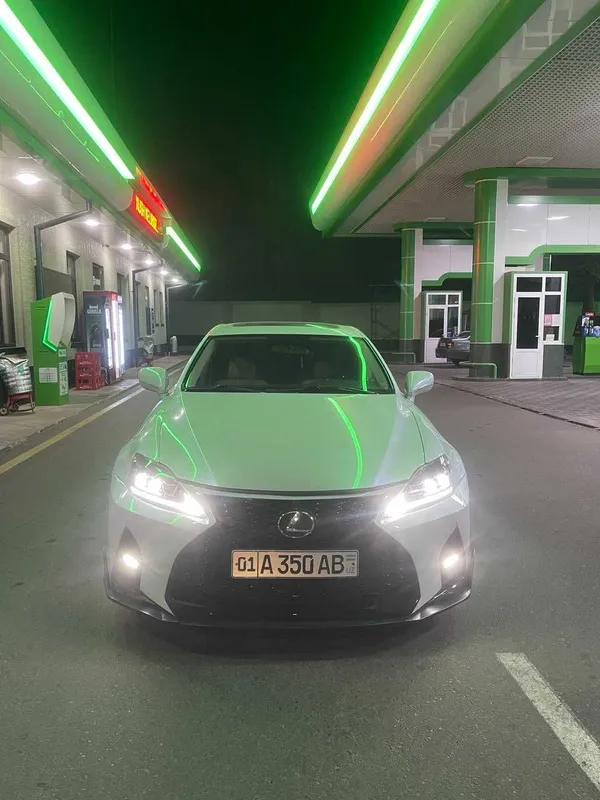 Lexus is300 | В хорошем состоянии — фото 1