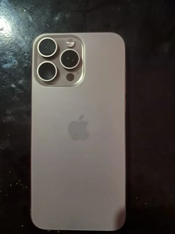 Iphone 15 pro max 5
