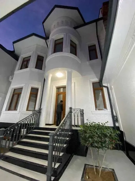 4-комнатная квартира, 300 м², Мирзо Улугбек 1 4-комнатная квартира, 300 м², Мирзо Улугбек 1