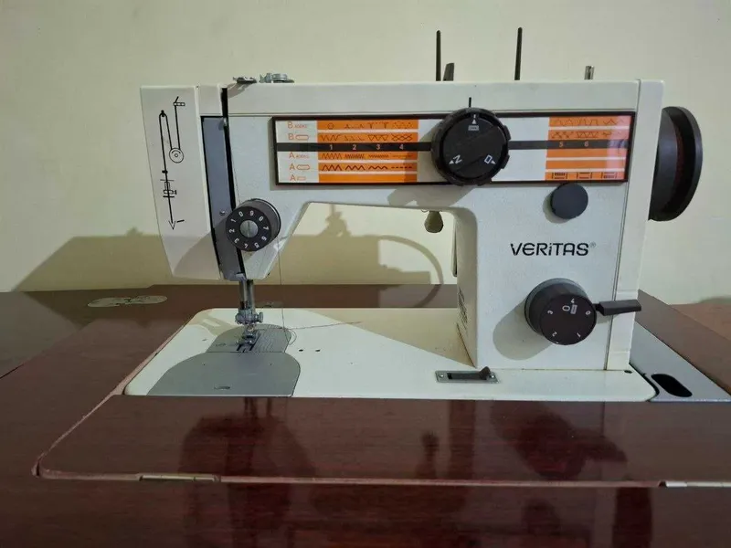 Tikuv mashinasi Veritas 3 Tikuv mashinasi Veritas 3