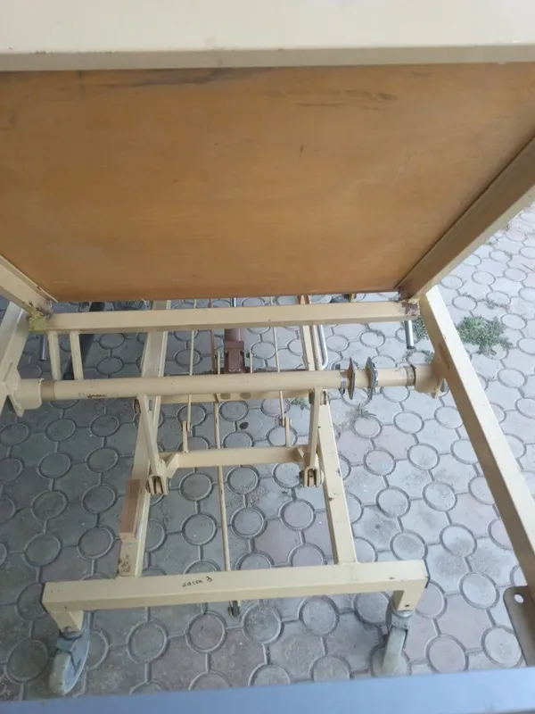 Кроват медицинский 3 позиц с гидродомкратом 2