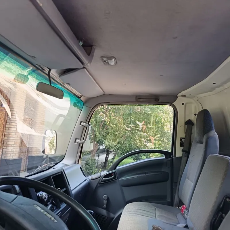 ISUZU 2012 Sotiladi 4