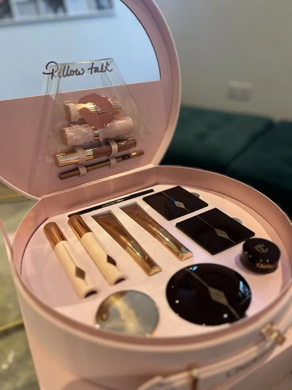 Charlotte Tilbury, Pillow Talk Dreams Come True — фото 3