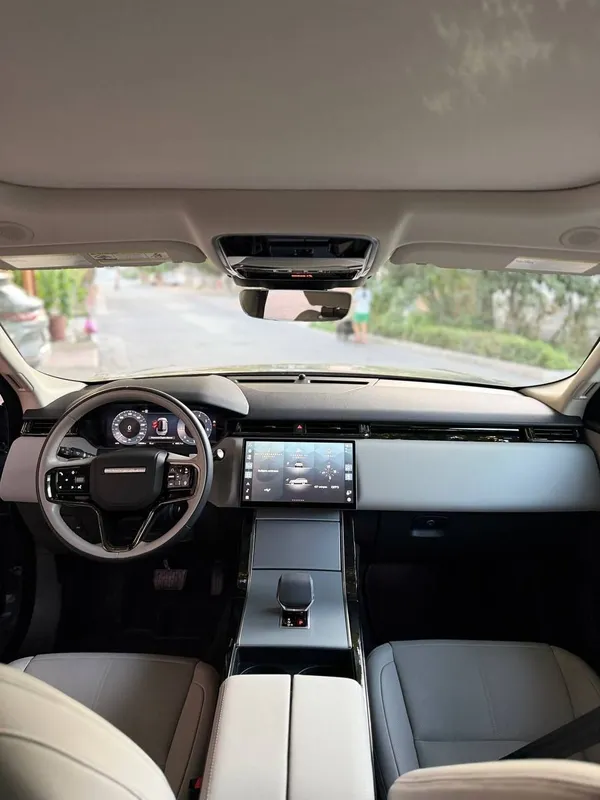Rang Rover Velar P250 7 Rang Rover Velar P250 7