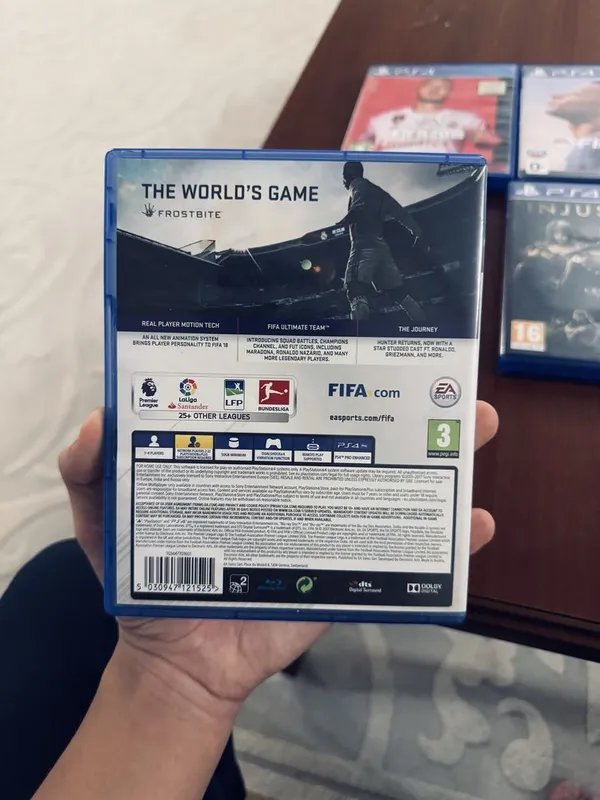 Диск на PS4 FIFA — фото 1