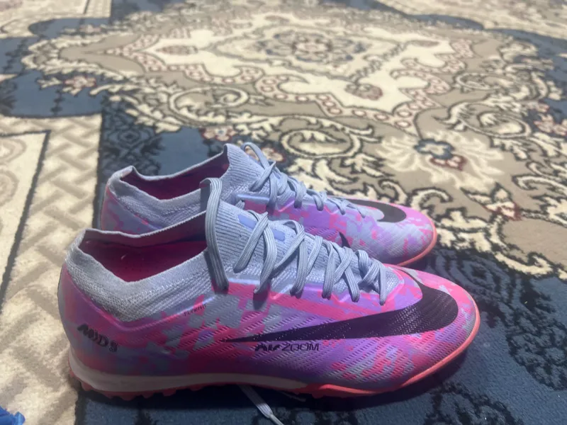 Nike Sariknoshka 2 Nike Sariknoshka 2