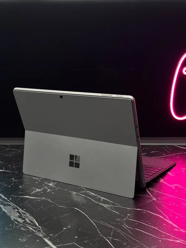 Kuchli Noutbuk HP Surface PRO 9 2 Kuchli Noutbuk HP Surface PRO 9 2