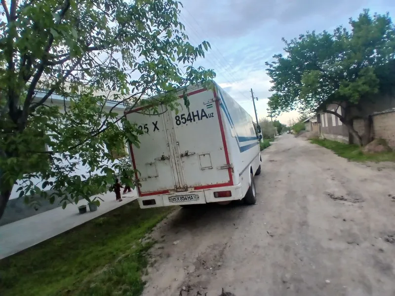 Isuzu gurzavoy sotiladi srochni xoladi yazshi — фото 1