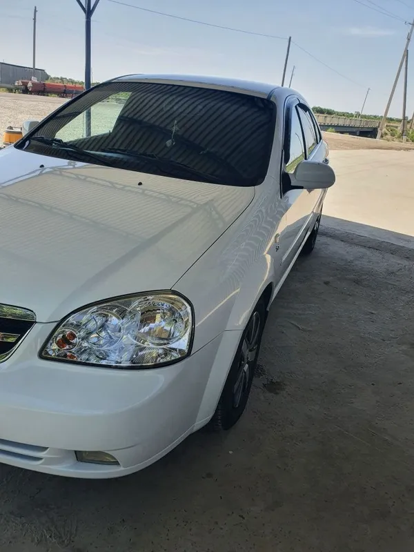 Chevrolet Lasetti 1.8