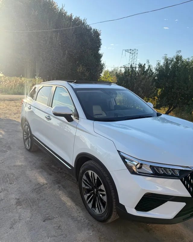 Bestune T77 FAW crossover 2 Bestune T77 FAW crossover 2
