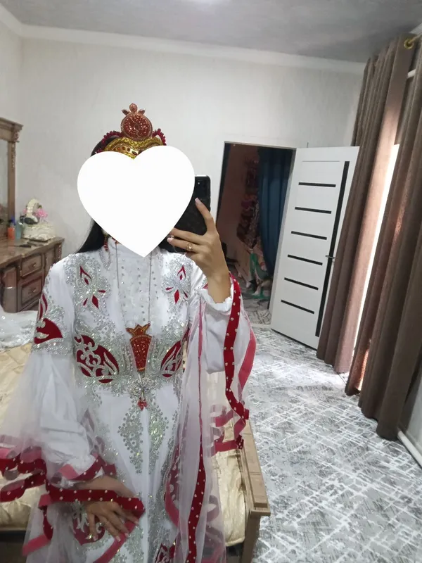kuylaklar yangi 1 marta kiyilgan