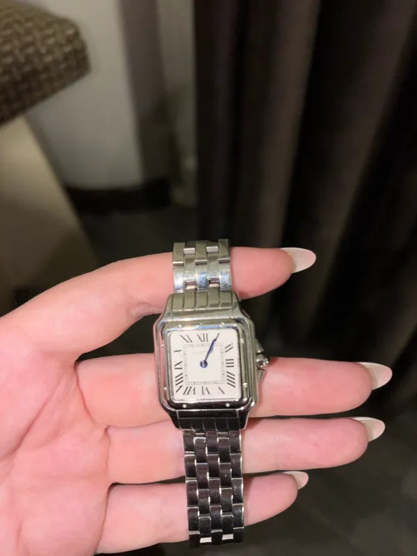 Часы Cartier lux copy 1:1, размер medium 4 Часы Cartier lux copy 1:1, размер medium 4