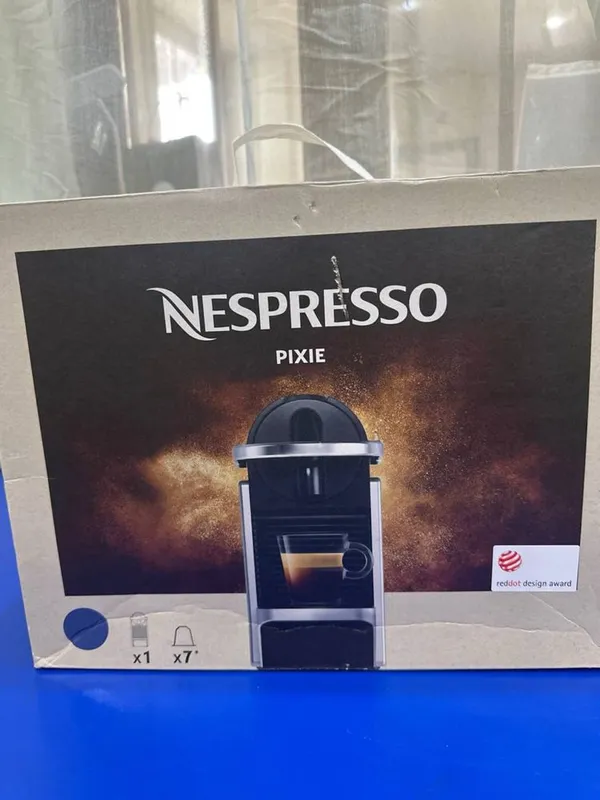 Кофемашина Nespresso pixie (Швейцария) Оригинал