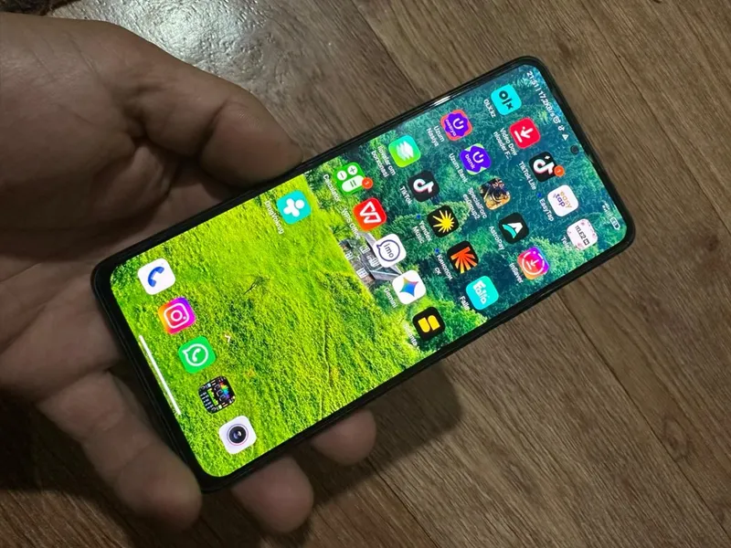 smartfon — фото 1