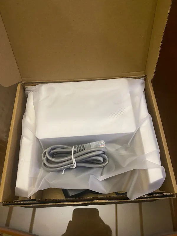 GPON модем-роутер Huawei HG8141V5 2 GPON модем-роутер Huawei HG8141V5 2