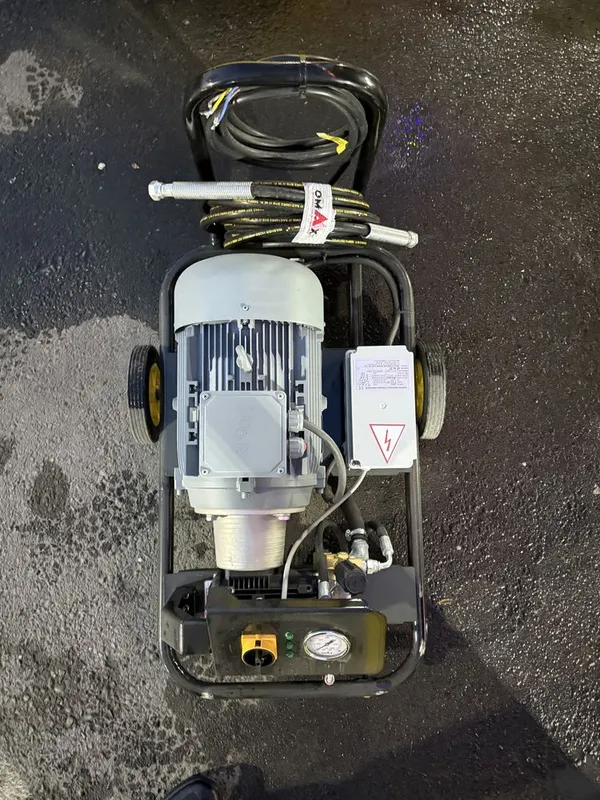 Omax Karcher, ОМАХ Карчер аппарат Мойка — фото 4